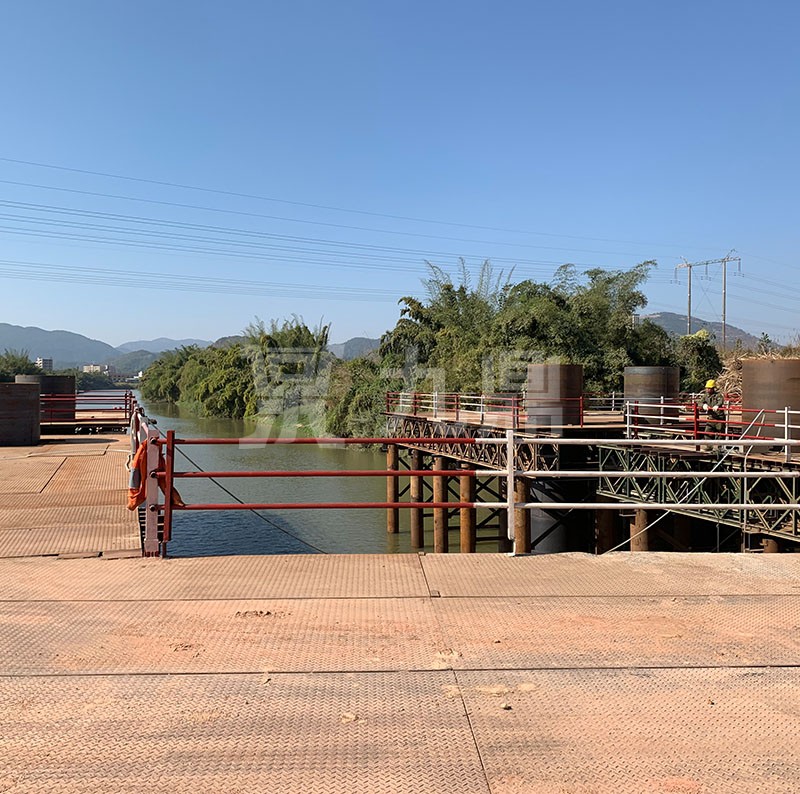 鋼平臺(tái) 鋼平臺(tái)